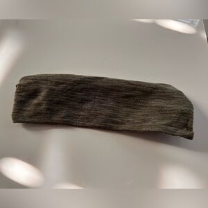Lululemon reversible fringe fighter headband